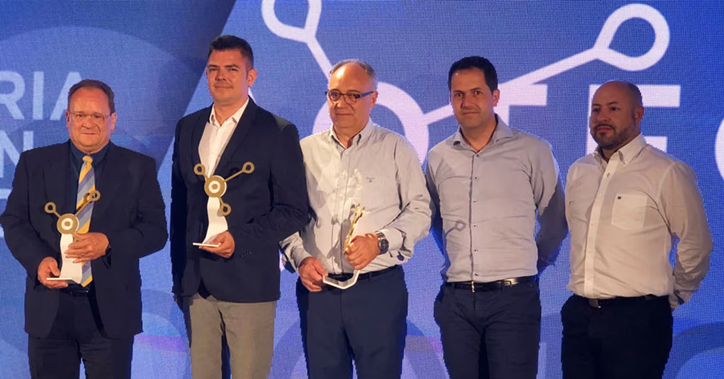 Premios diseñados por Nömad para la feria anual de AOTEC en 2018