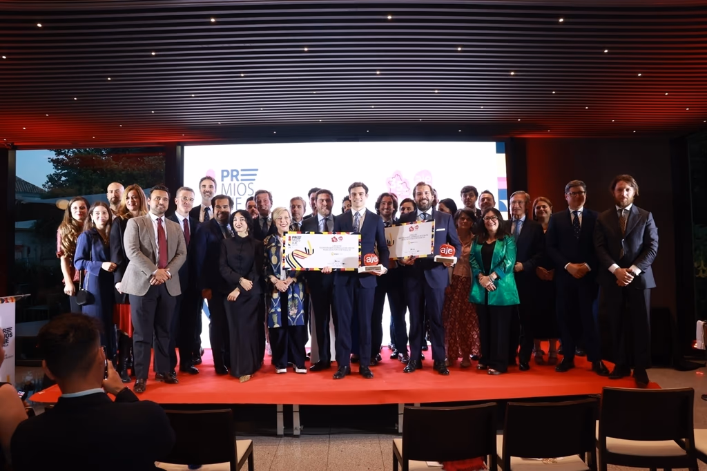 premio-trayectoria-empresarial-aje-2026