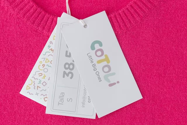 Naming, identidad y logotipo