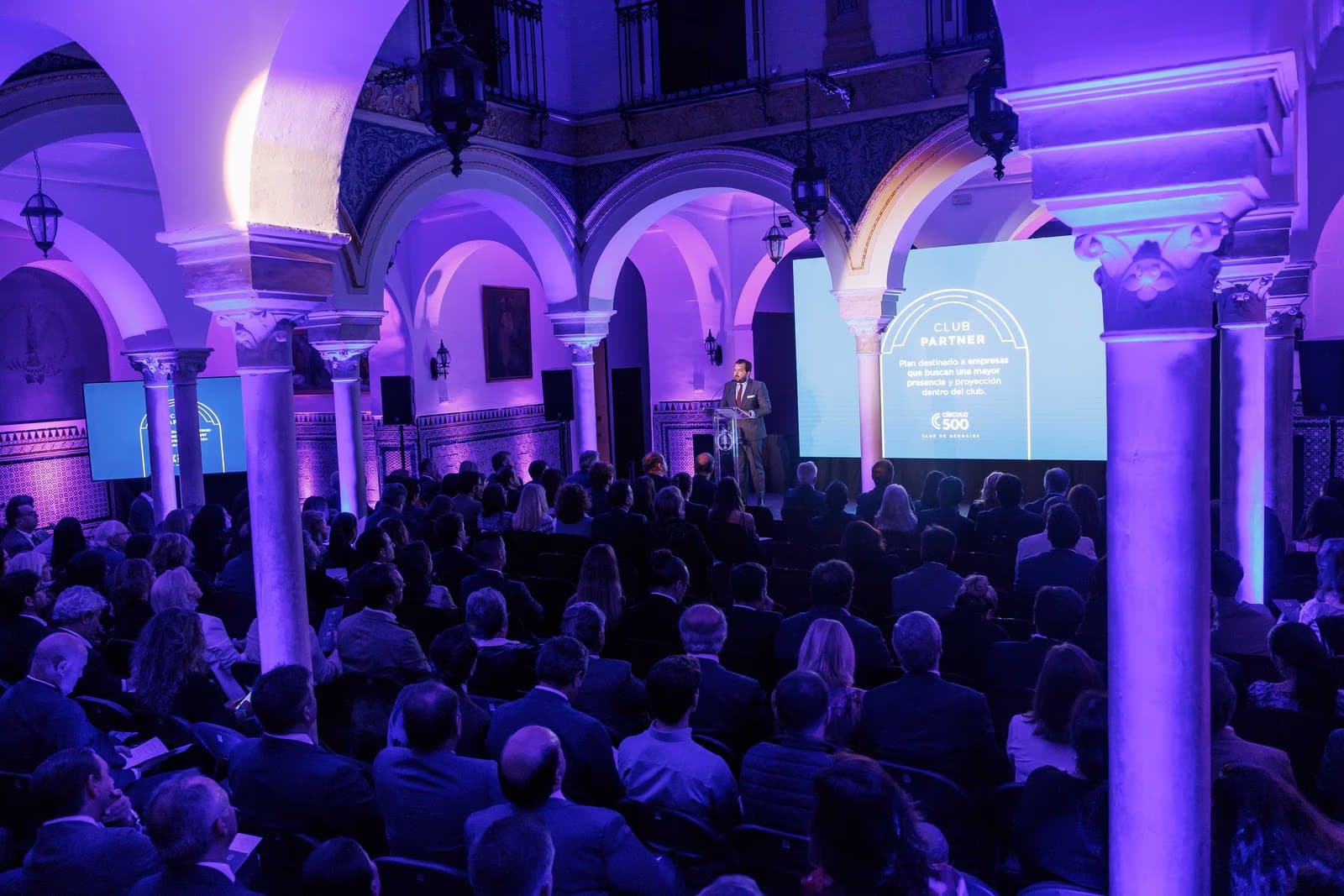 Organización de evento para club empresarial