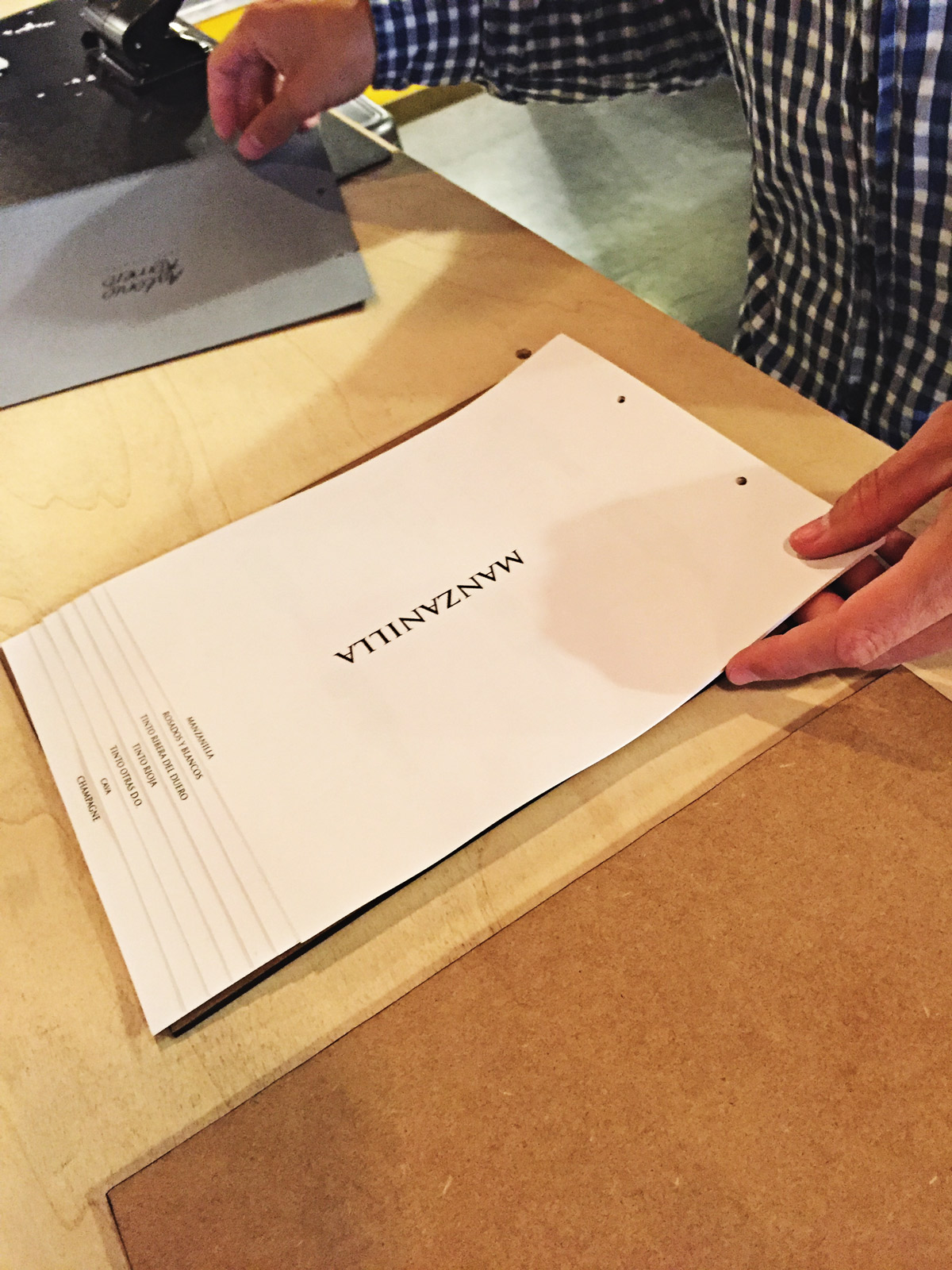 producción artesanal diseño grafico cartas de vinos