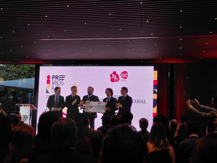 premio-trayectoria-empresarial-aje-2026